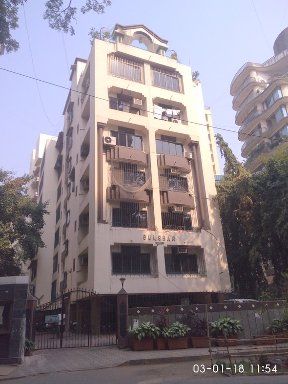 Main - Gulshan, Khar West